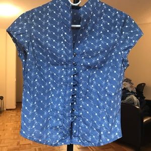 Short sleeve shirt